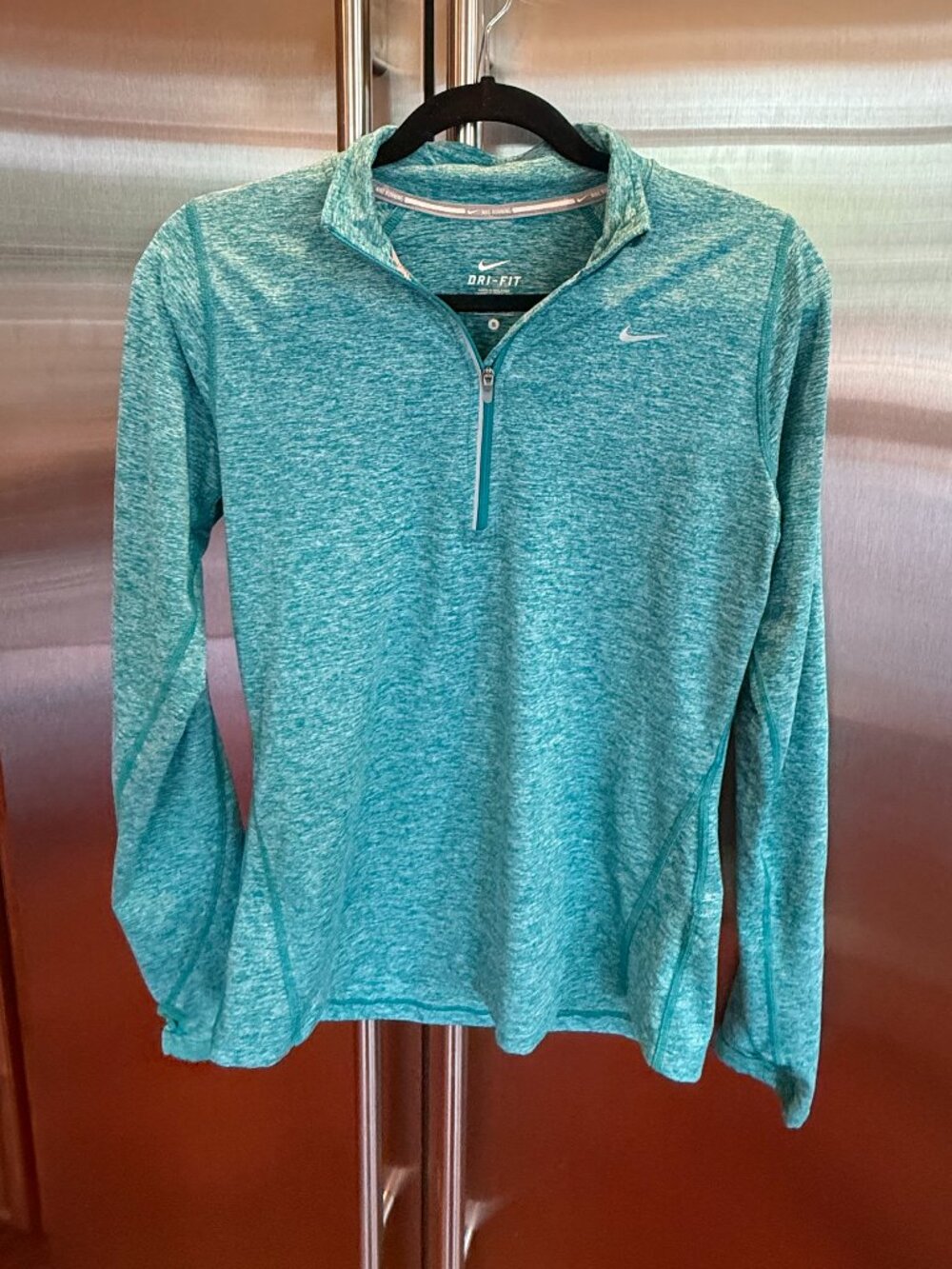 NIKE RUNNING QUARTER ZIP, WOMEN, SIZE SMALL